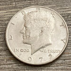 Vintage 1972 Kennedy NO Mint Made in PA Half Dollar USA COIN